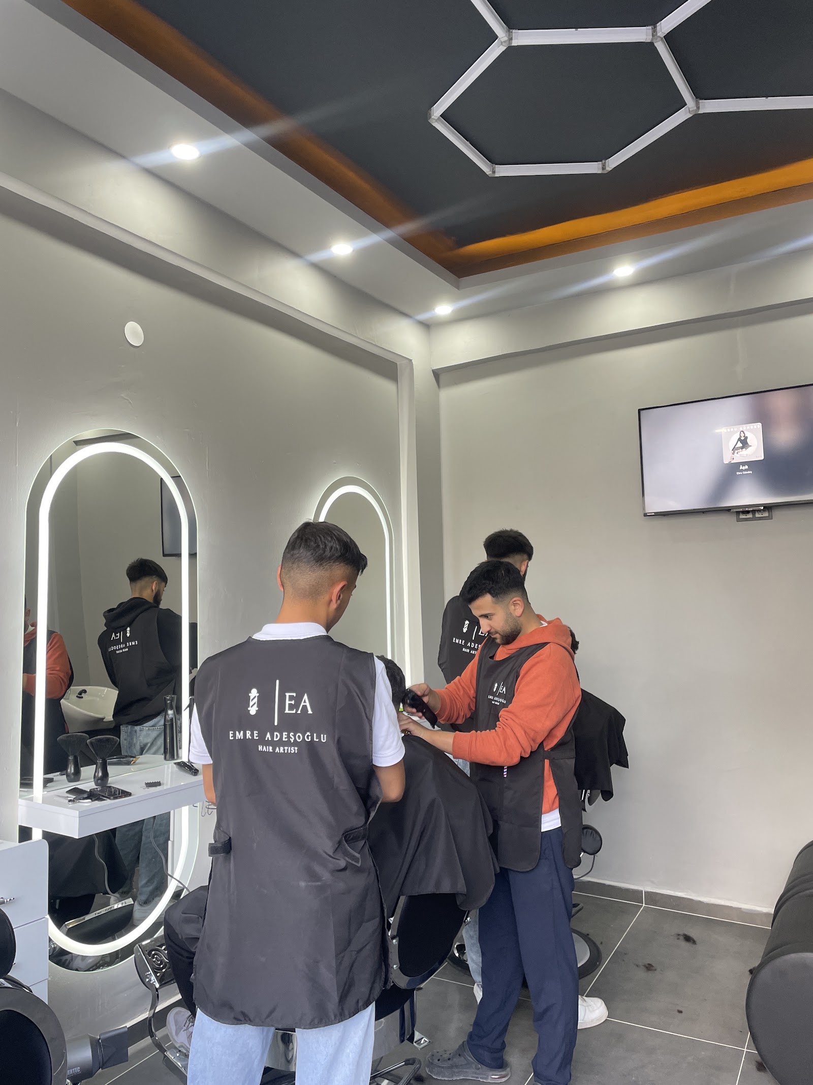Kars Erkek Kuaförü Emre Adeşoğlu Hair Artist