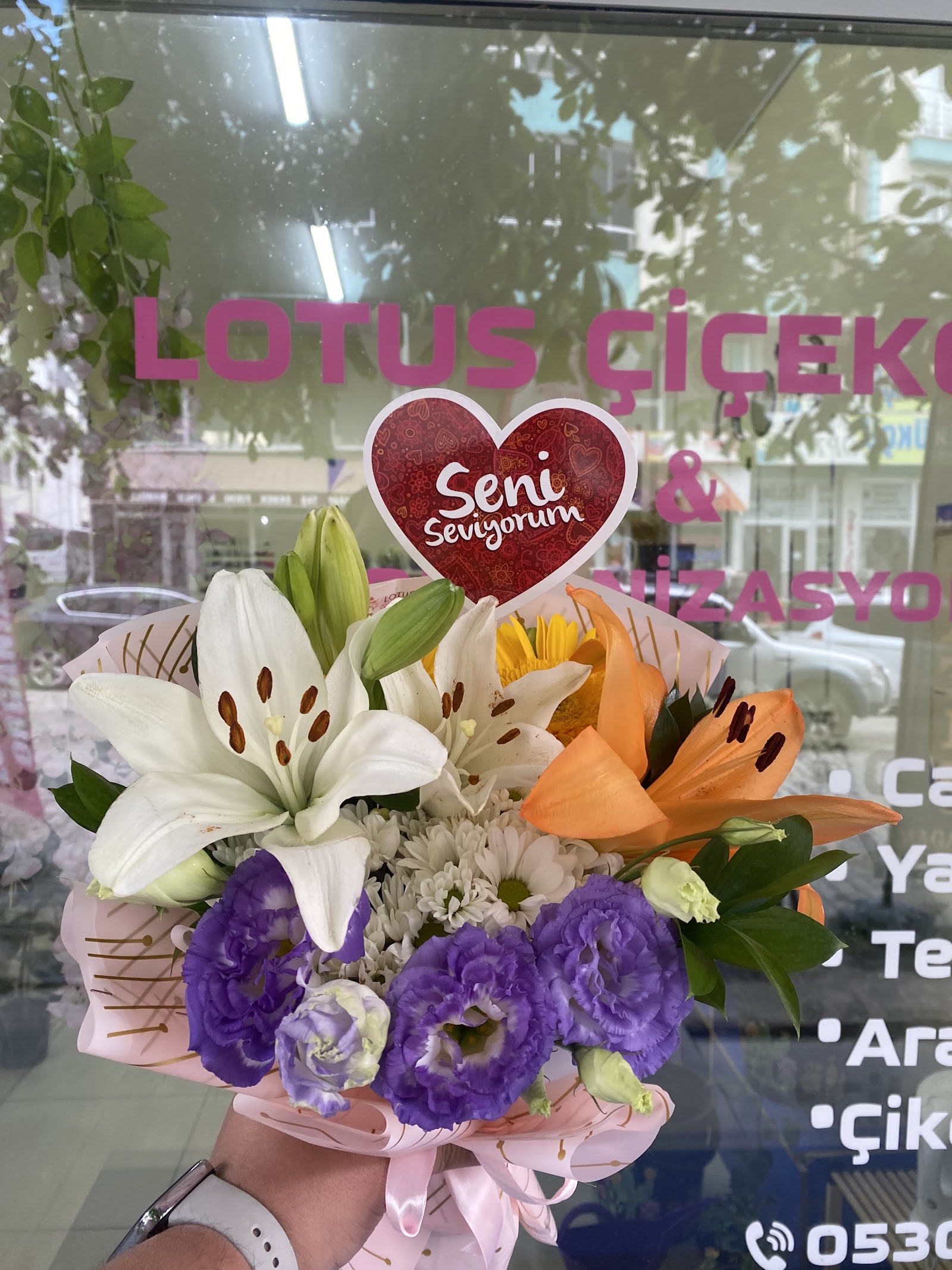 Lotus Çiçekçilik ve Organizasyon