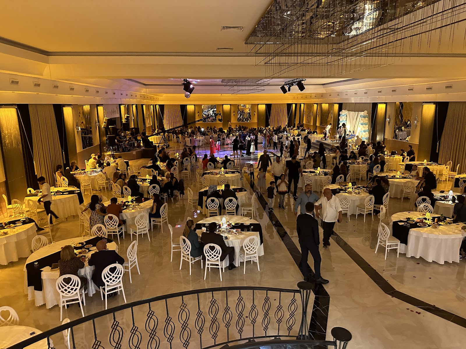 Pera Wedding — Merkez, Kars kır düğünü mekanı görsel 1